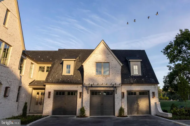 $5,795,000 | 9605 Georgetown Pike, Great Falls, VA 22066