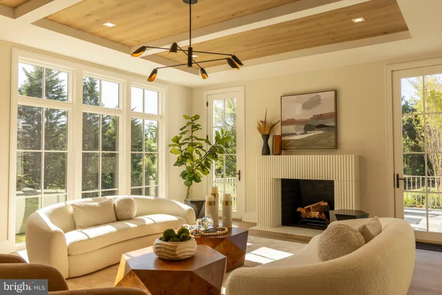 $5,795,000 | 9605 Georgetown Pike, Great Falls, VA 22066