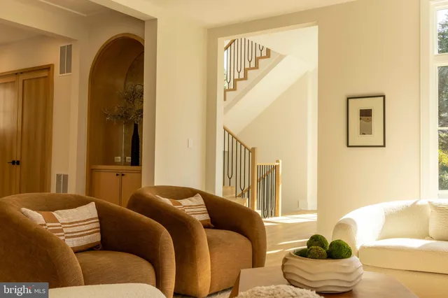 $5,795,000 | 9605 Georgetown Pike, Great Falls, VA 22066