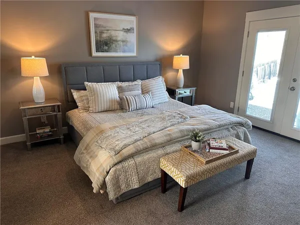 $1,095,000 | 6218 Kimberly Downs, Parkville, MO 64152