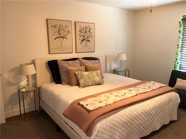 $1,095,000 | 6218 Kimberly Downs, Parkville, MO 64152