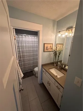 $1,095,000 | 6218 Kimberly Downs, Parkville, MO 64152