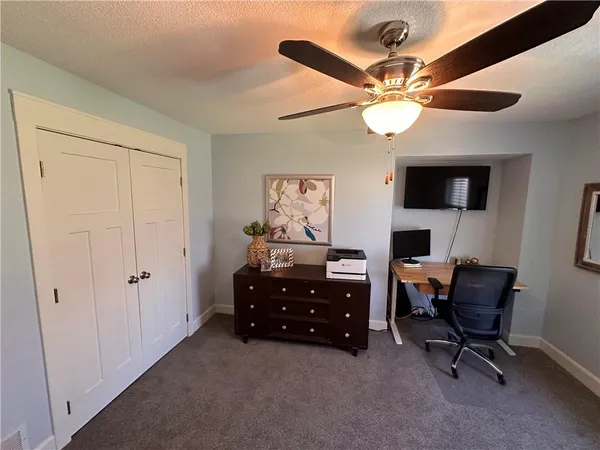 $1,095,000 | 6218 Kimberly Downs, Parkville, MO 64152