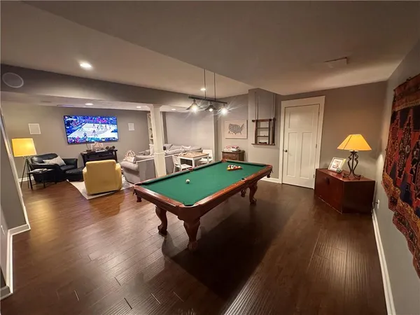 $1,095,000 | 6218 Kimberly Downs, Parkville, MO 64152