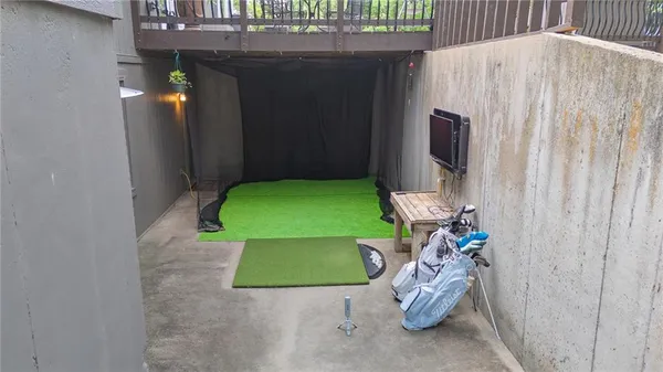 $1,095,000 | 6218 Kimberly Downs, Parkville, MO 64152