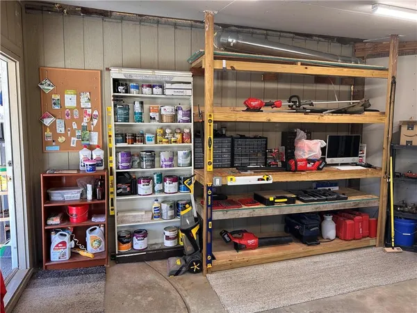 $1,095,000 | 6218 Kimberly Downs, Parkville, MO 64152