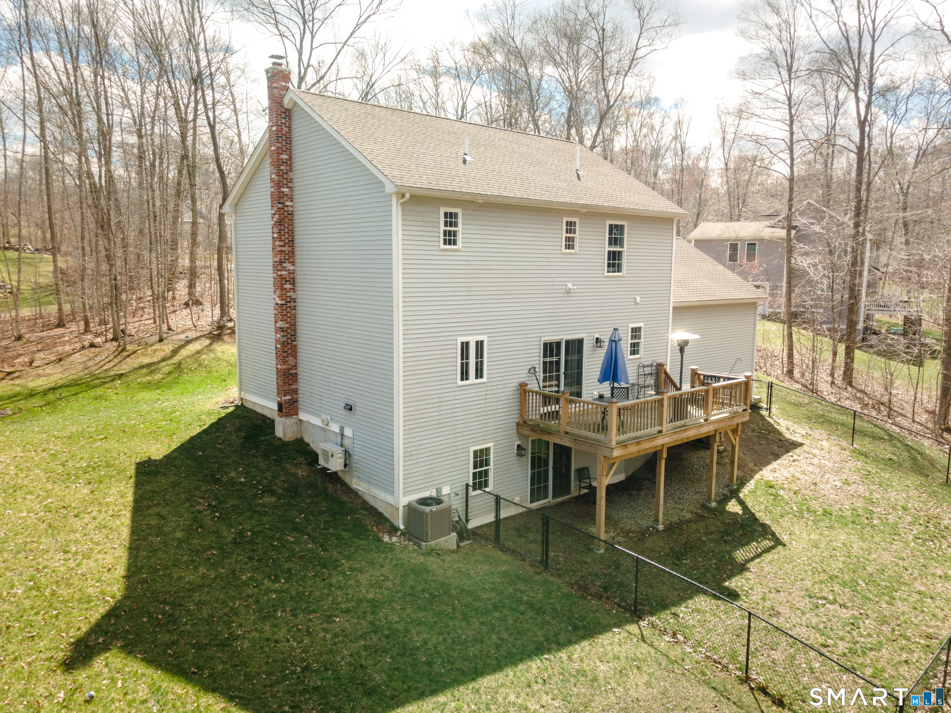 19 Chidley Way Ledyard, CT 06339 - Photo 2 of 27