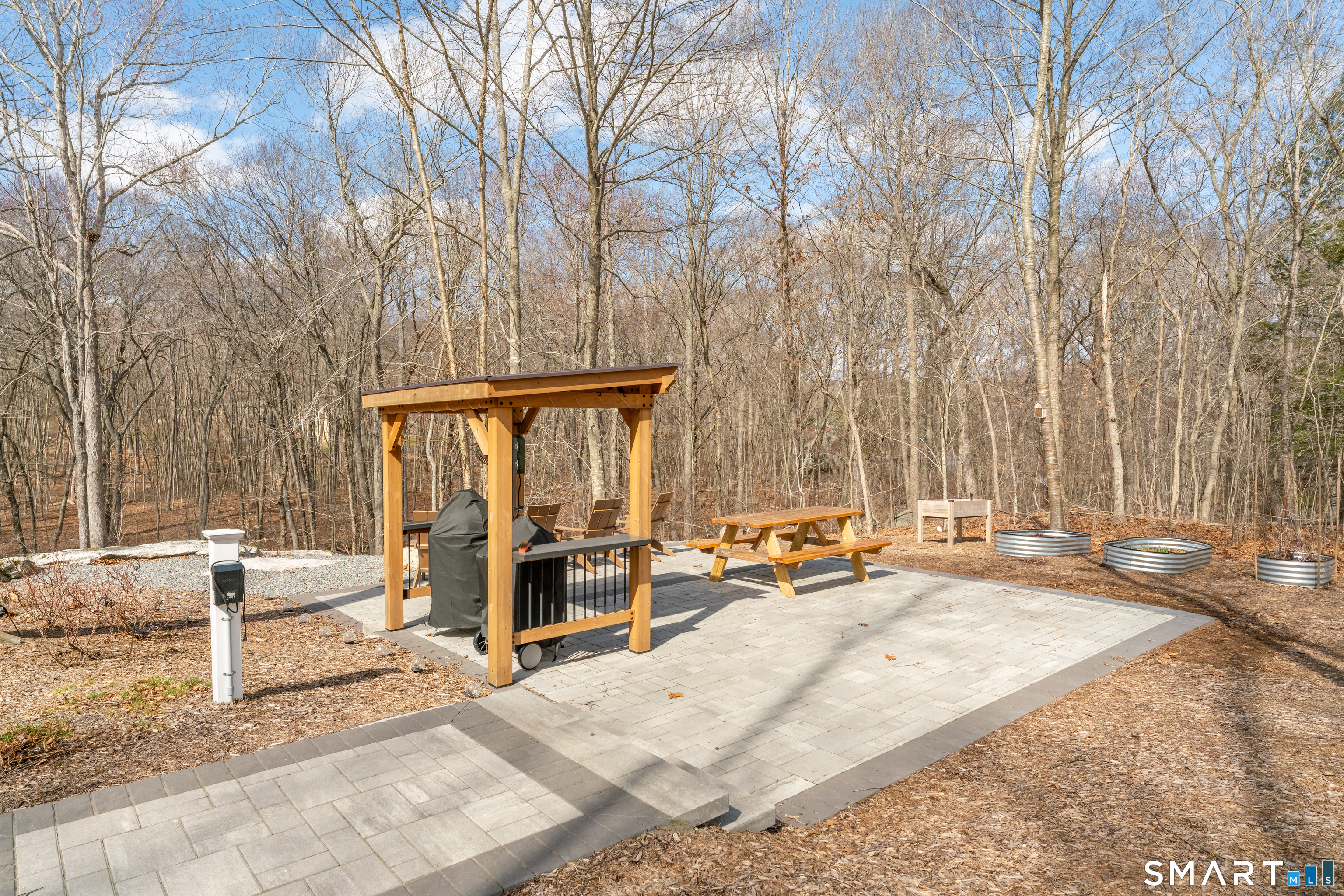 19 Chidley Way Ledyard, CT 06339 - Photo 3 of 27