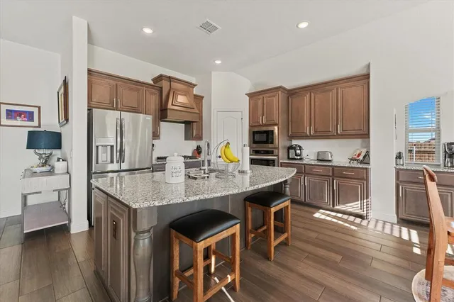 $599,000 | 1037 Elmwood Drive, Justin, TX 76247