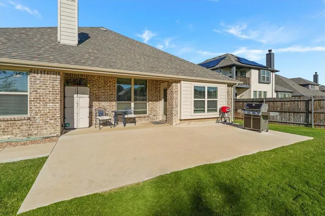 $599,000 | 1037 Elmwood Drive, Justin, TX 76247