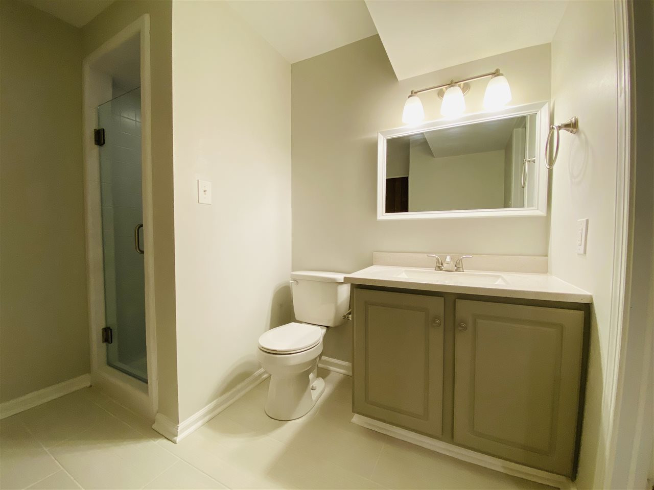 6321 Johnsdale Road Raleigh, NC 27615 - Photo 19 of 27 Full Basement Bath