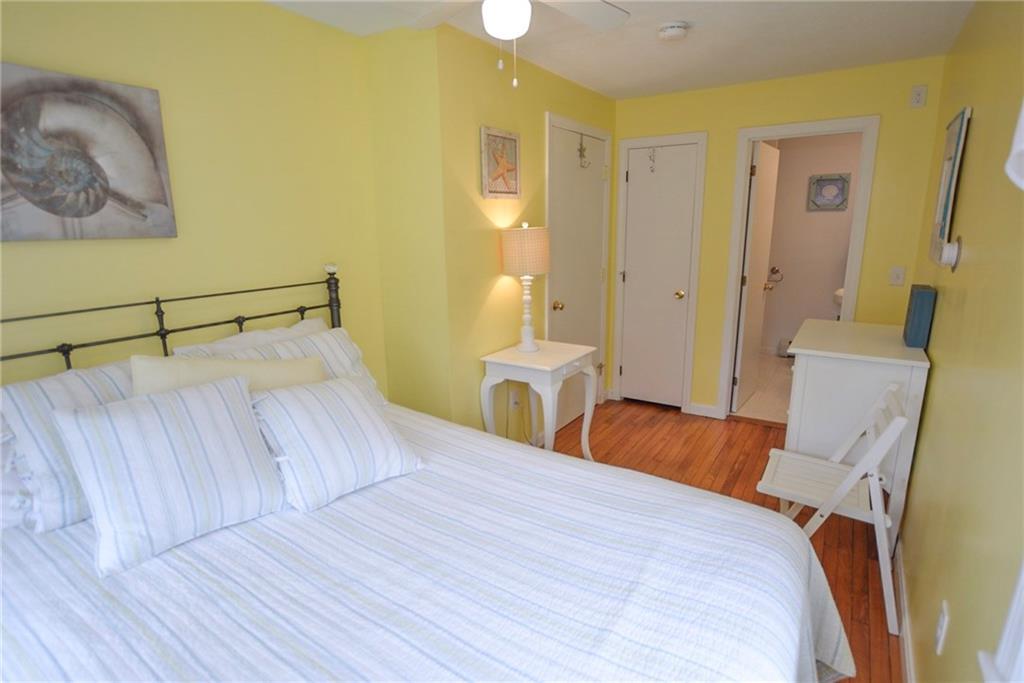 24 Mills Road Kennebunkport, ME 04046 - Photo 19 of 28 Adorable master bedroom.