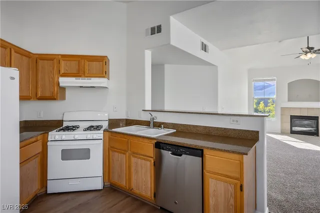 $1,795 | 10550 West Alexander Road, Unit 2163, Las Vegas, NV 89129