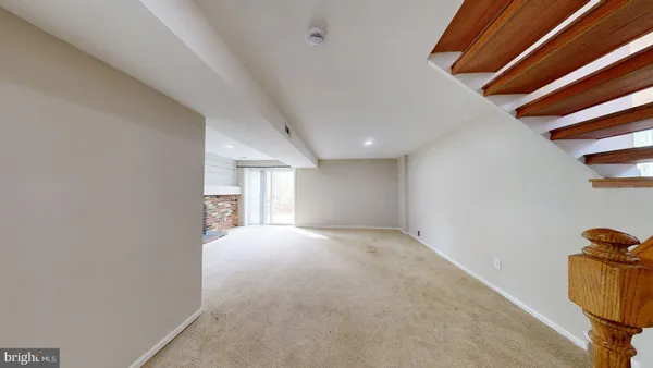 $3,350 | 12043 Stoneford Drive, Woodbridge, VA 22192