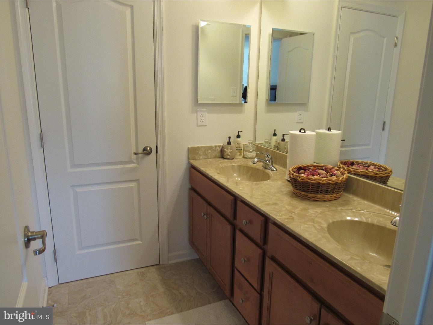 2327 Roma Drive Philadelphia, PA 19145 - Photo 16 of 22 Gallery Image 16