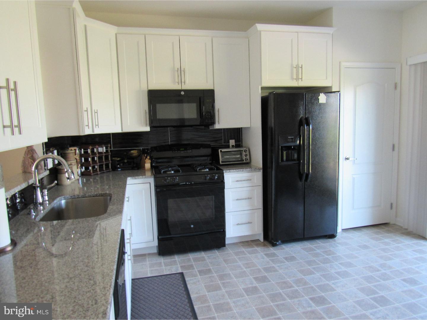 2327 Roma Drive Philadelphia, PA 19145 - Photo 6 of 22 Gallery Image 6