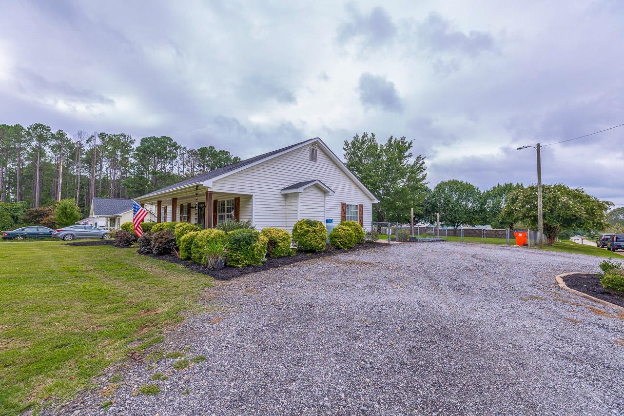 4481 Cross Anchor Road Enoree, SC 29335 - Photo 3 of 40 Gallery Image 3