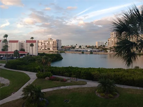 $2,950 | 7871 Sailboat Key Boulevard South, Unit 307, South Pasadena, FL 33707