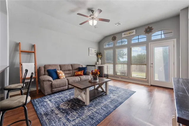 $274,900 | 2008 Positano Loop, Bryan, TX 77808