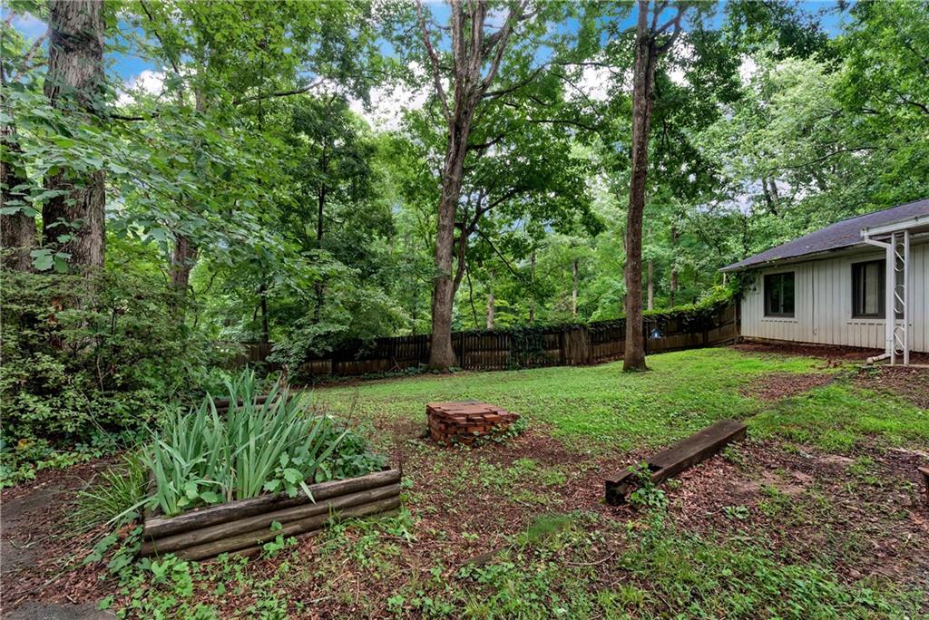 5045 Red Oak Lane Gainesville, GA 30506 - Photo 7 of 32