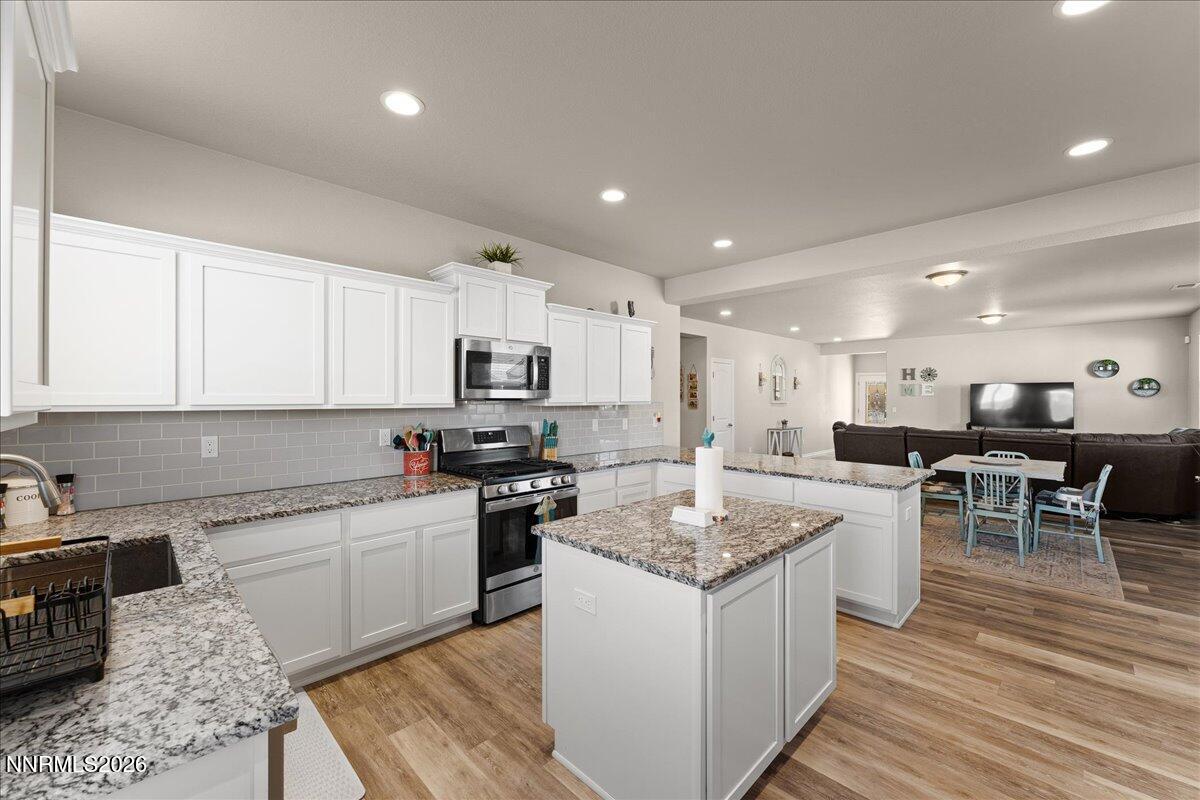 4062 Cone Peak Court Reno, NV 89508 - Photo 11 of 32 13-DS203464