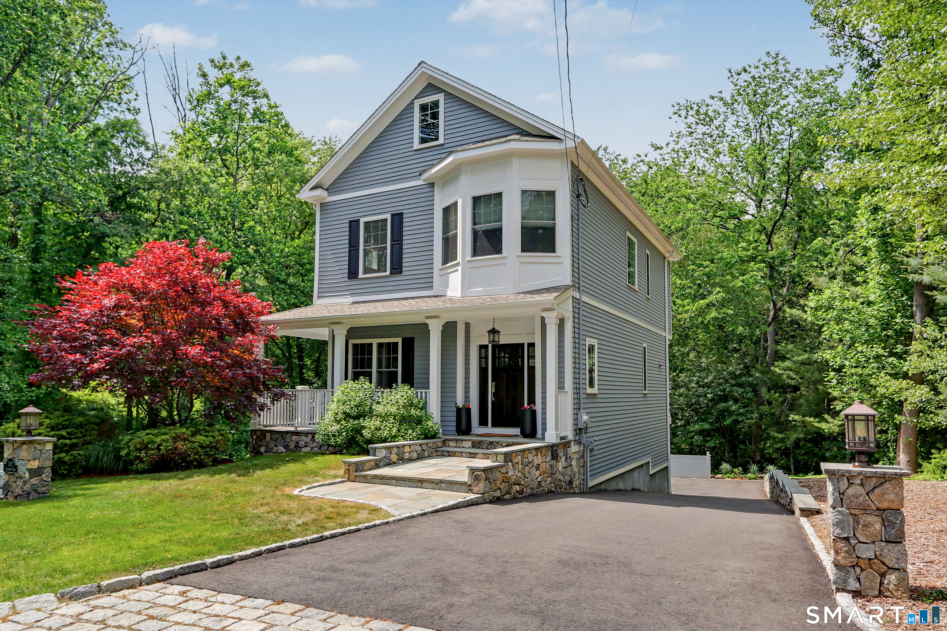 1192 Catamount Road Fairfield, CT 06824 - Photo 33 of 37