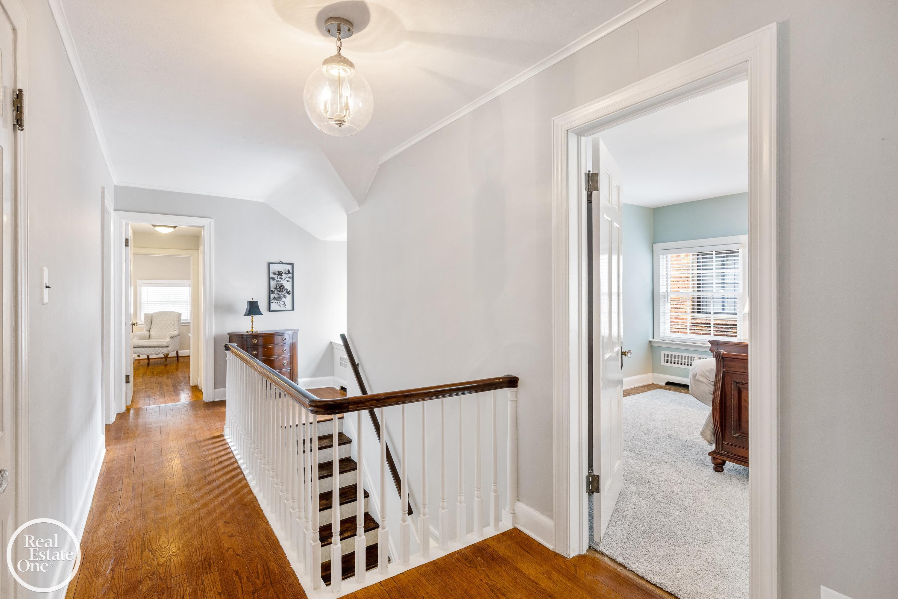 287 McMillan Road Grosse Pointe, MI 48236 - Photo 29 of 57 50145562-0f8c55fa-50ca-4e68-8b13-67fccd2b6ec3.JPG