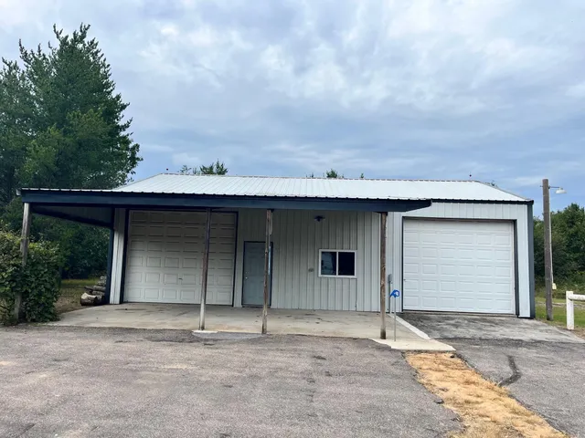 $139,900 | 1080 Edgewood Drive, Adams, WI 53910