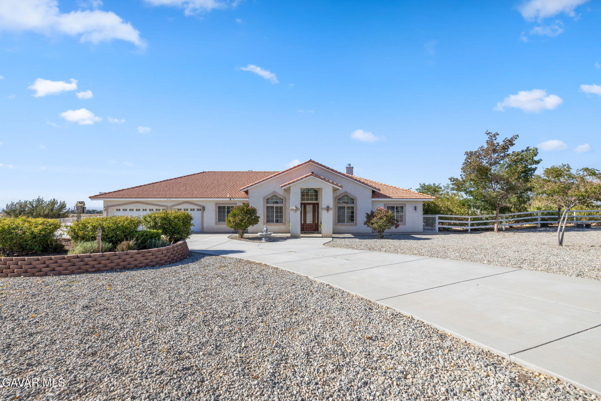 17173 Fort Tejon Road Llano, CA 93544 - Photo 2 of 47 58-web-or-mls-DSBB2292