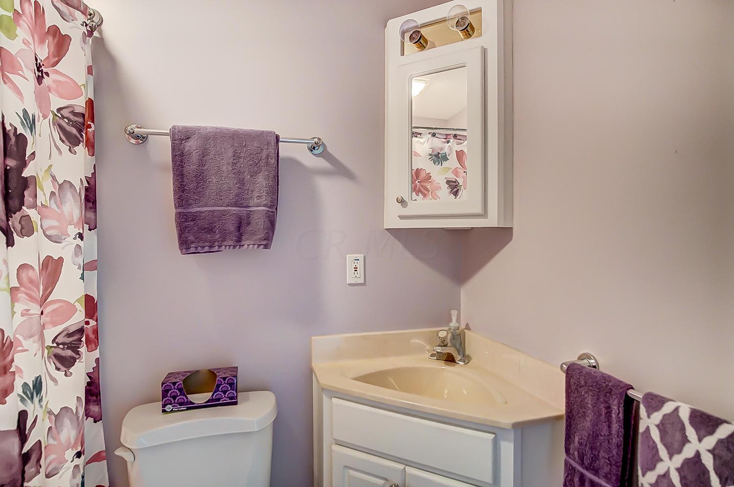 3226 Kenyon Road Upper Arlington, OH 43221 - Photo 11 of 14