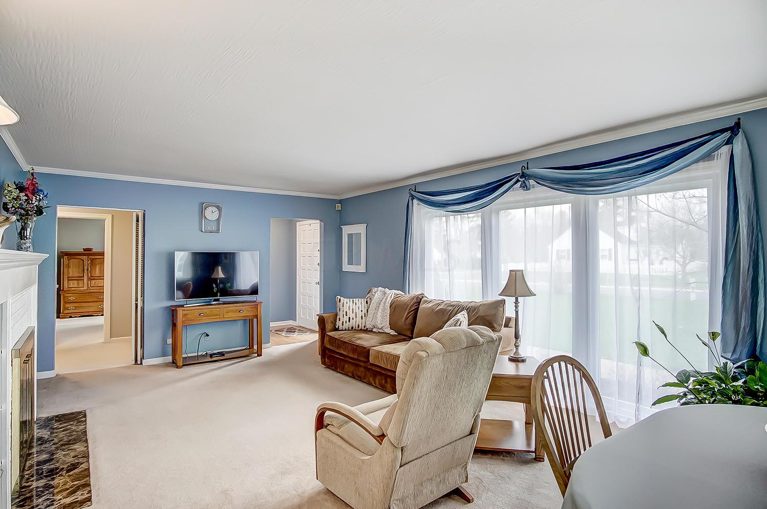 3226 Kenyon Road Upper Arlington, OH 43221 - Photo 3 of 14