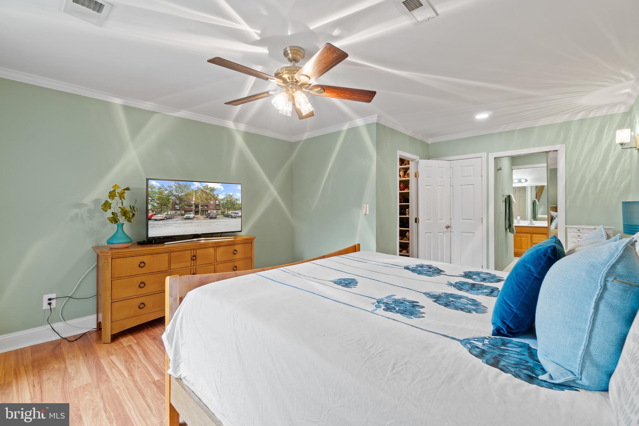 5590 Vantage Point Road, Unit 11 Columbia, MD 21044 - Photo 14 of 33 Gallery Image 14