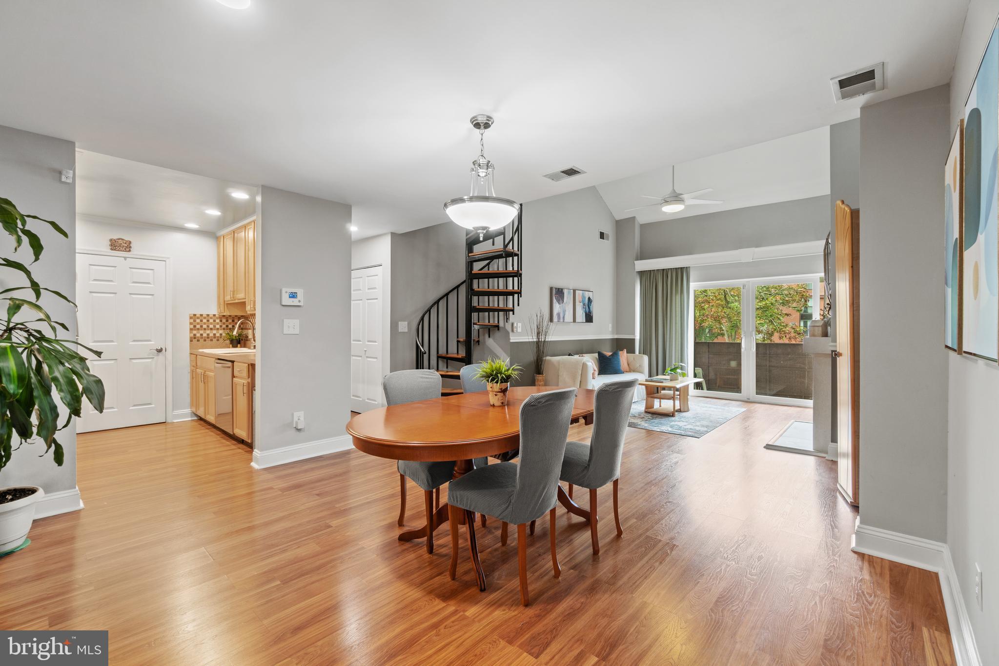 5590 Vantage Point Road, Unit 11 Columbia, MD 21044 - Photo 6 of 33 Gallery Image 6