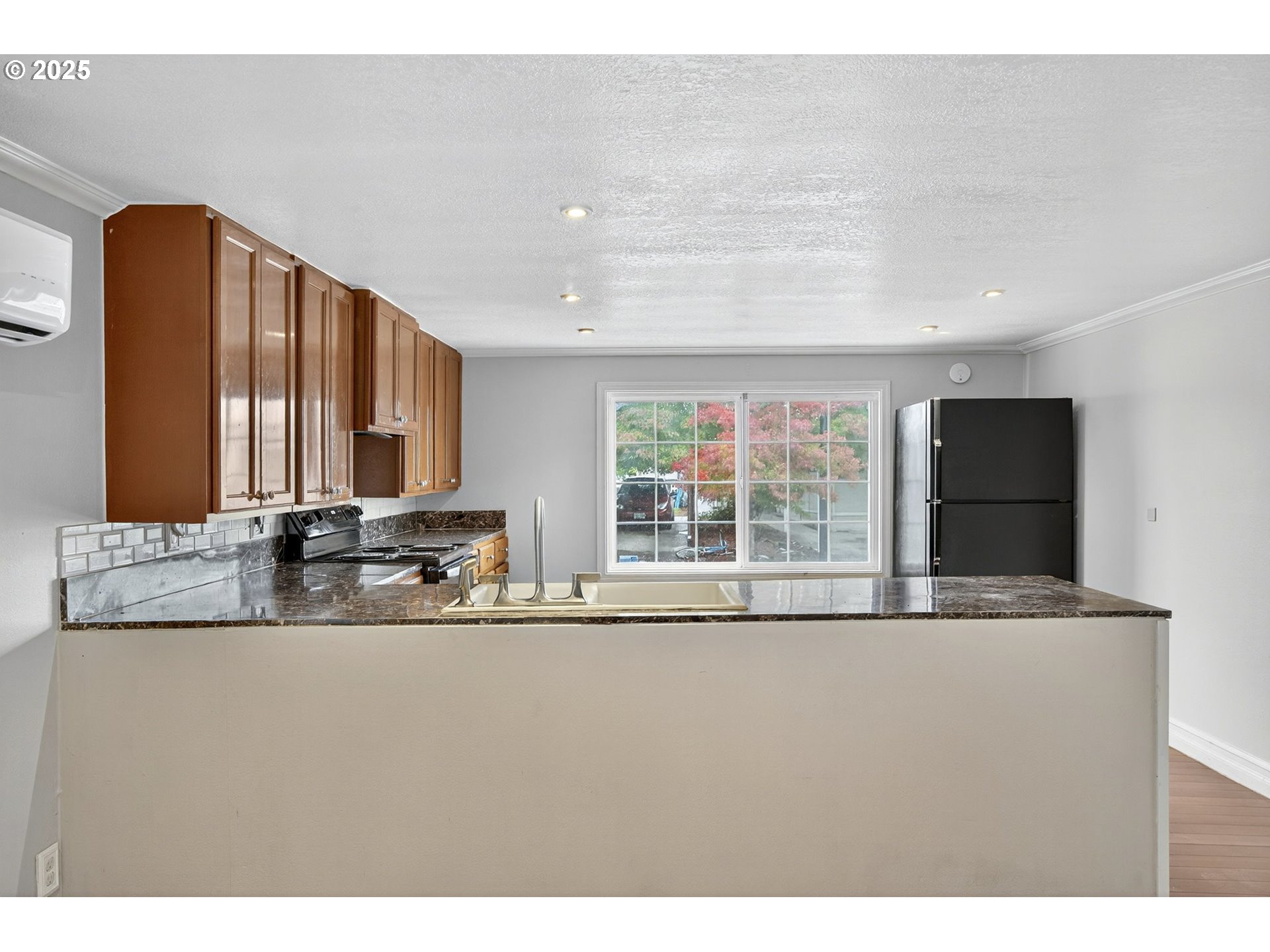 681 Southwest Concord Way Beaverton, OR 97006 - Photo 13 of 37