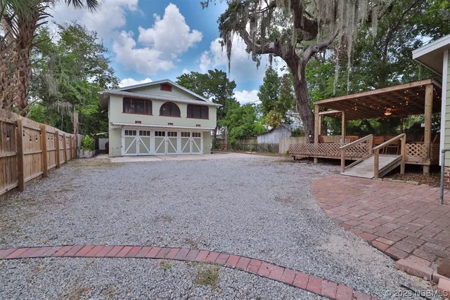 $1,050,000 | 303 Washington Street, New Smyrna Beach, FL 32168