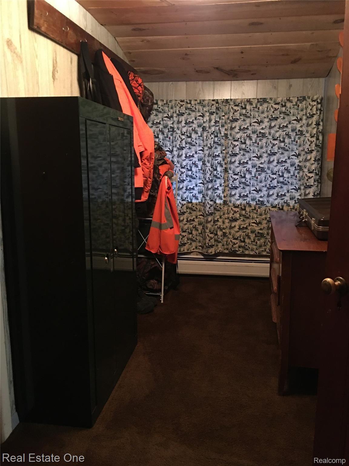 3012 Clarkston Road Lake Orion, MI 48362 - Photo 25 of 47 092.JPG