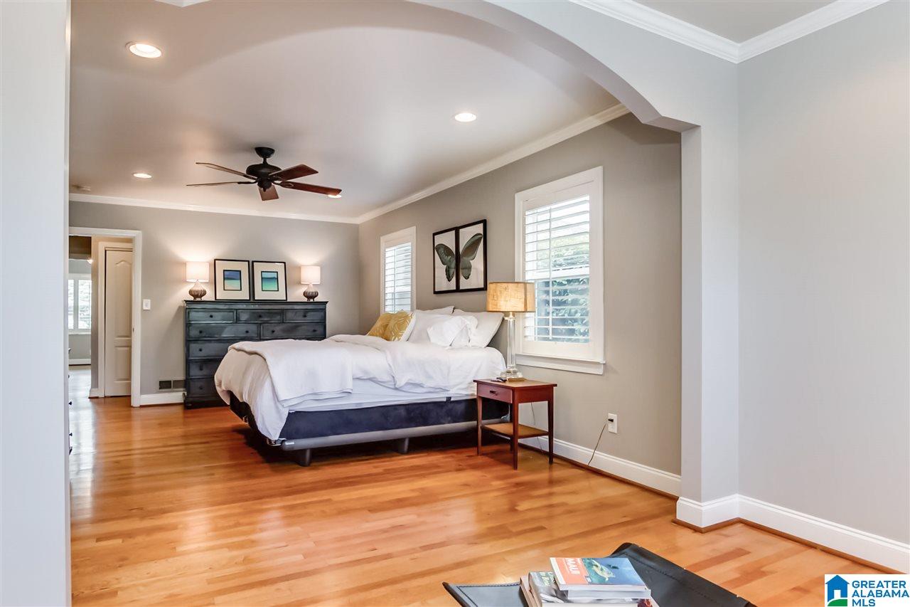 2445 Shades Crest Road Birmingham, AL 35216 - Photo 28 of 47