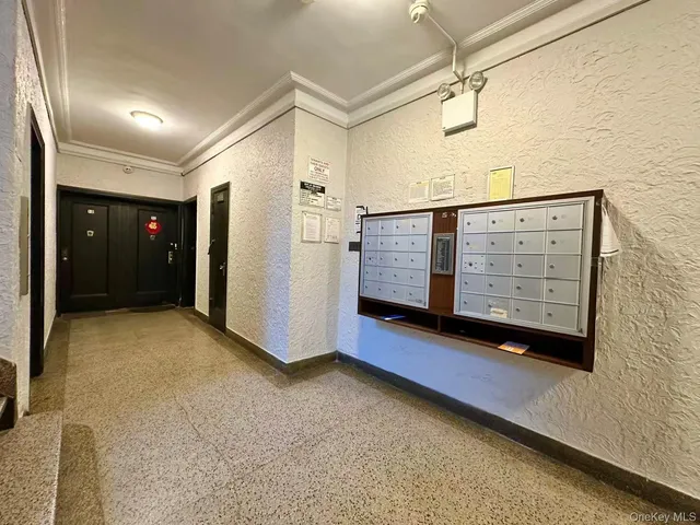 $333,000 | 155-17 Sanford Avenue, Unit 2F | Murray Hill - Flushing