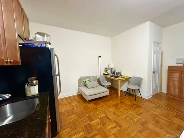 $333,000 | 155-17 Sanford Avenue, Unit 2F | Murray Hill - Flushing