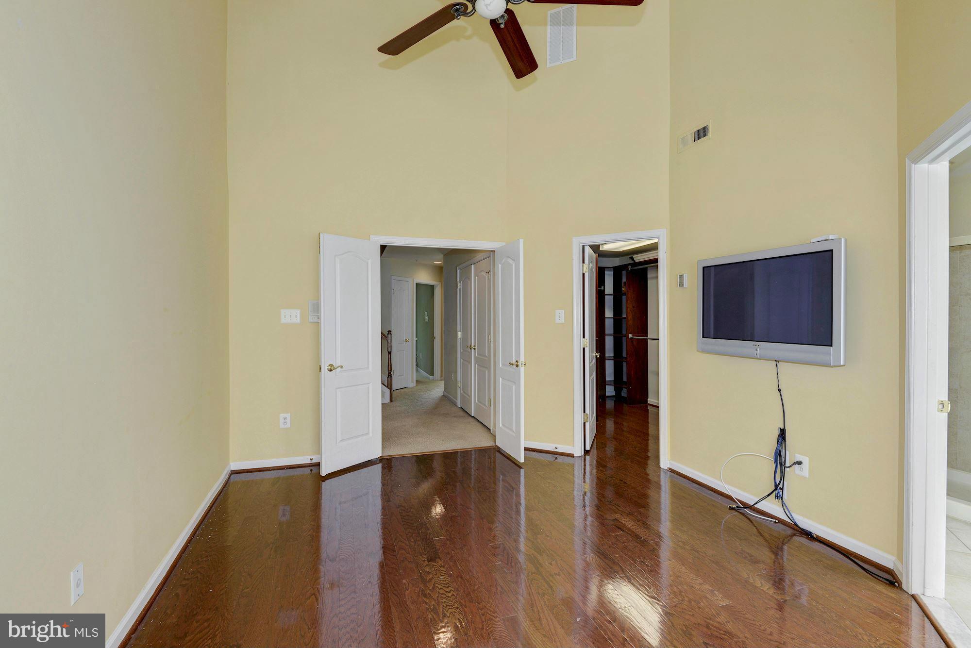 10226 Brighton Ridge Way, Unit 101 Columbia, MD 21044 - Photo 14 of 27 Master Suite