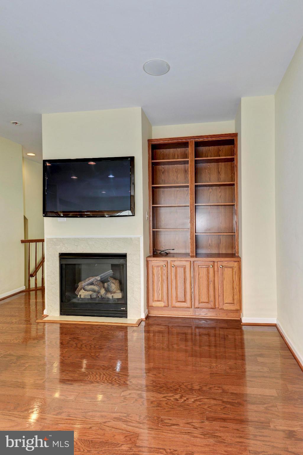 10226 Brighton Ridge Way, Unit 101 Columbia, MD 21044 - Photo 10 of 27 Family Room