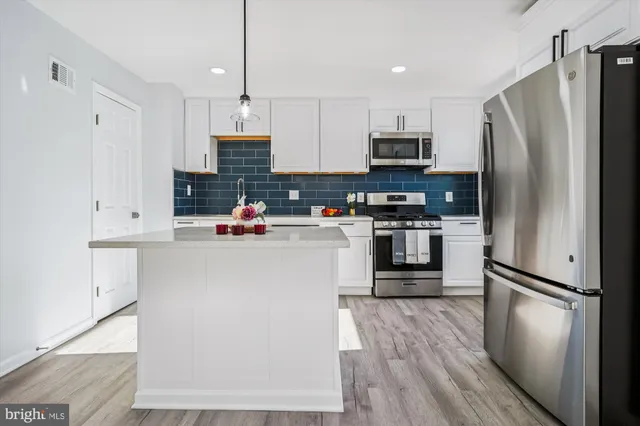 $475,000 | 3258 Birchdale Square, Woodbridge, VA 22193