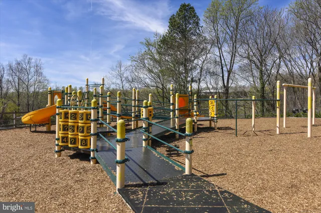 $475,000 | 3258 Birchdale Square, Woodbridge, VA 22193