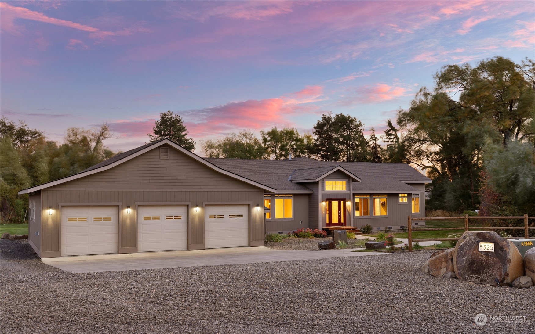 5325 Wilson Creek Road, Ellensburg, WA 98926 Compass