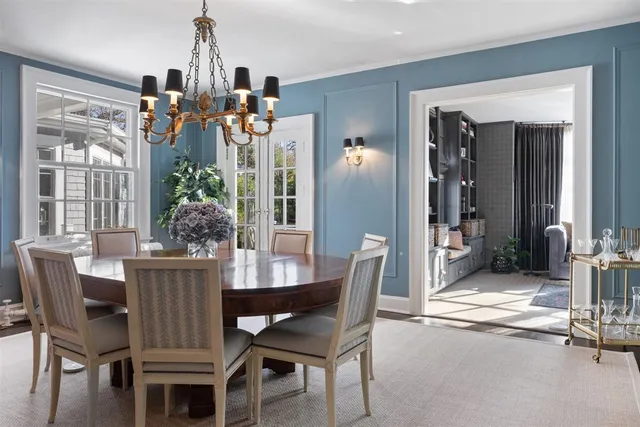 $3,199,900 | 213 Linden Street, Winnetka, IL 60093