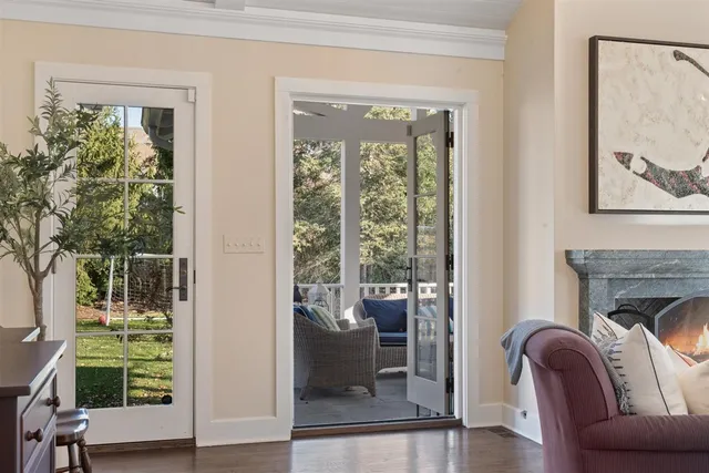 $3,199,900 | 213 Linden Street, Winnetka, IL 60093