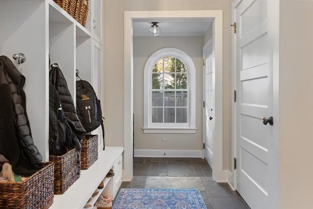 $3,199,900 | 213 Linden Street, Winnetka, IL 60093