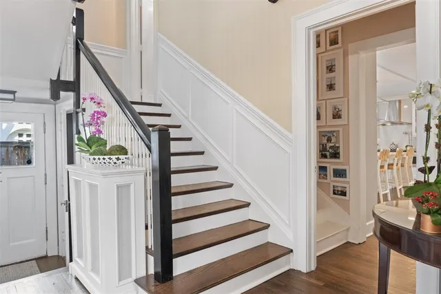 $3,199,900 | 213 Linden Street, Winnetka, IL 60093