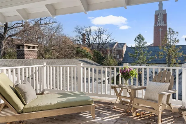 $3,199,900 | 213 Linden Street, Winnetka, IL 60093