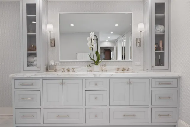 $3,199,900 | 213 Linden Street, Winnetka, IL 60093